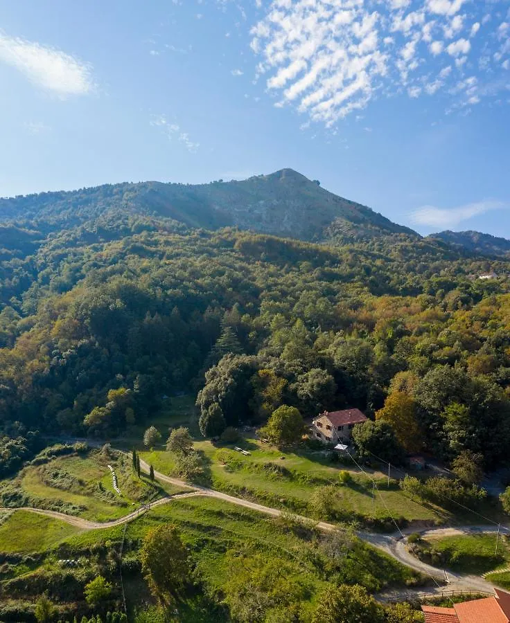 Farm stay Agriturismo Giandriale Villa Tavarone