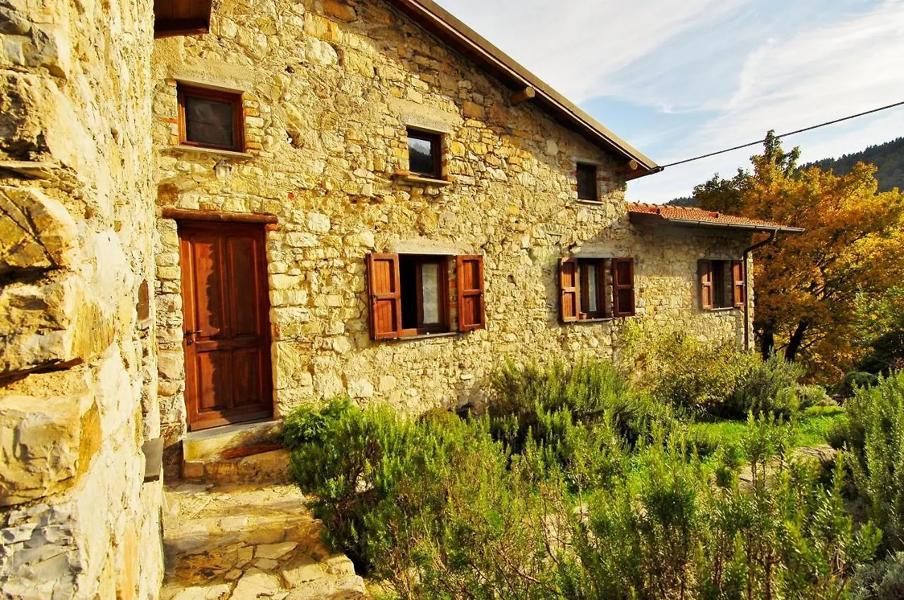 Farm stay Agriturismo Giandriale Villa Tavarone